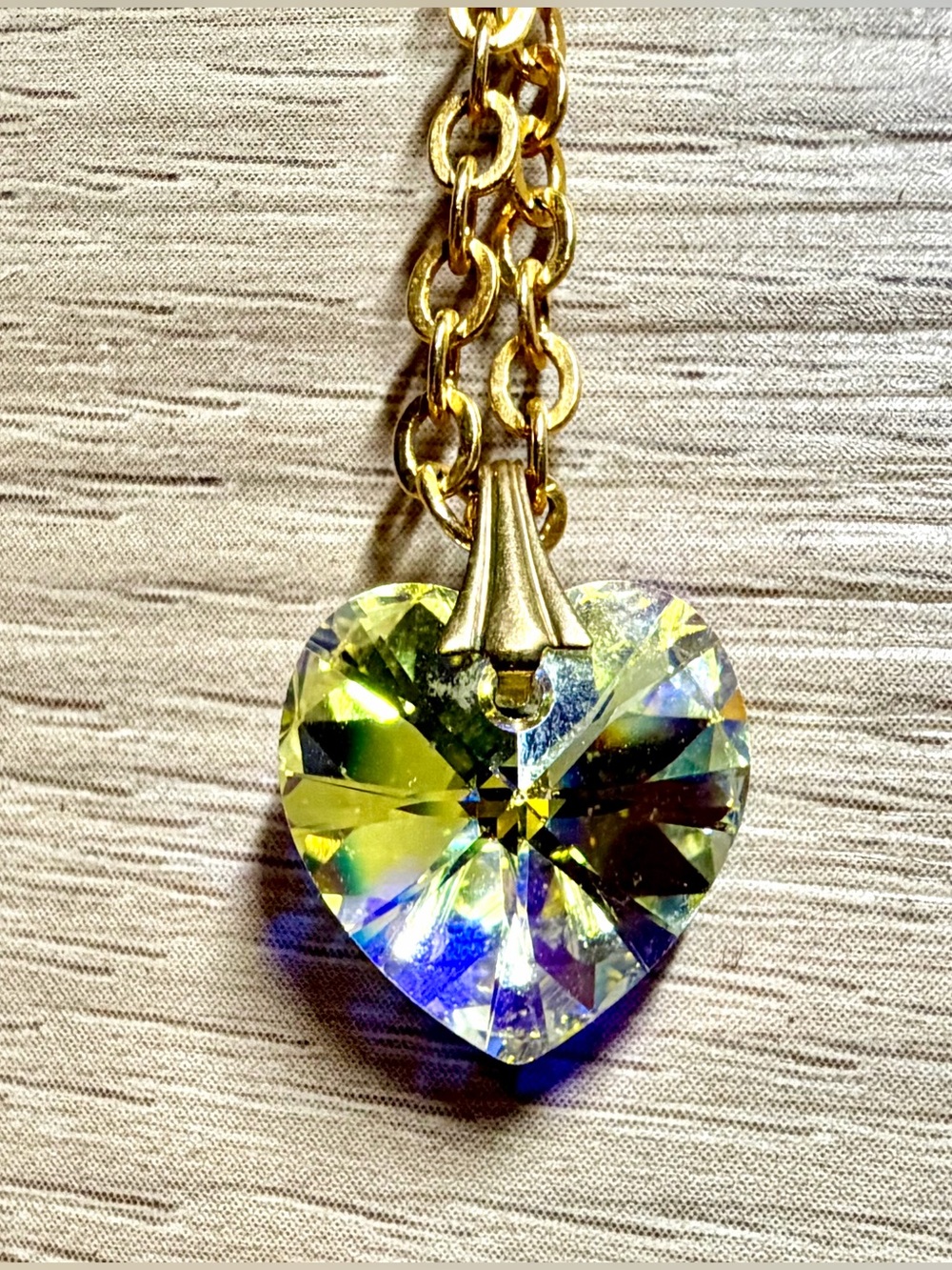 Vintage 14KGP Gold Plated Iridescent Authentic Crystal Heart Pendant Necklace